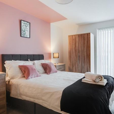 City Living Penthouse Apartment With Parking Manchester Exterior foto